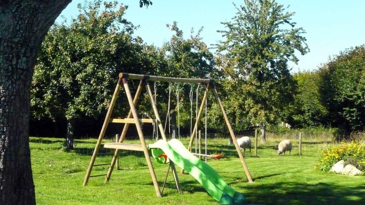 Gite De La Cour Vautier Mandeville-en-Bessin 外观 照片