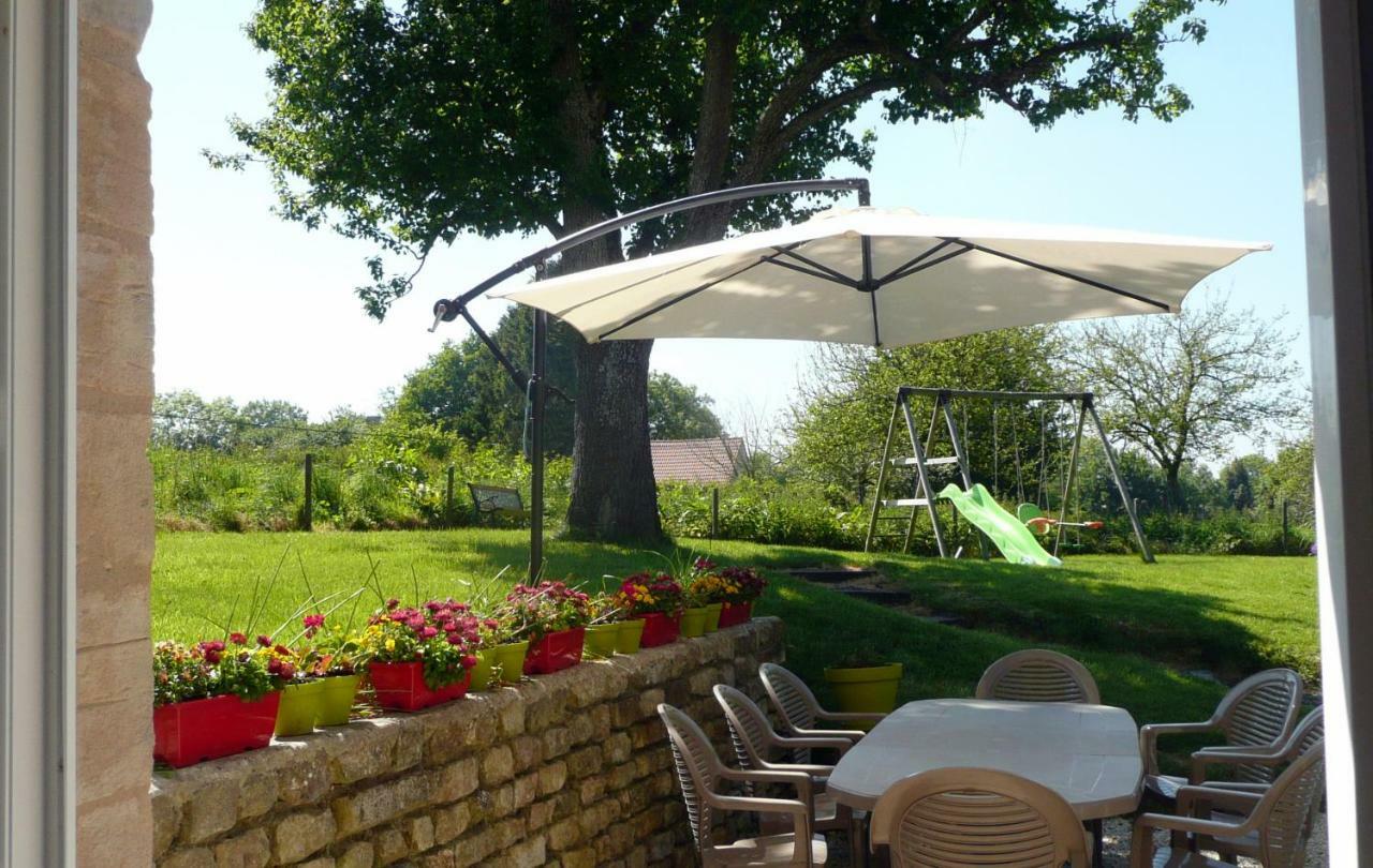 Gite De La Cour Vautier Mandeville-en-Bessin 外观 照片